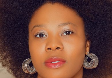 BIOGRAGPHIE: ESTHER AKUSA AU COEUR DU GOSPEL