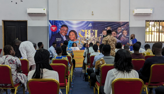 JOHN ET GIFTY REVELENT LE SECRET DU CONCERT A VENIR