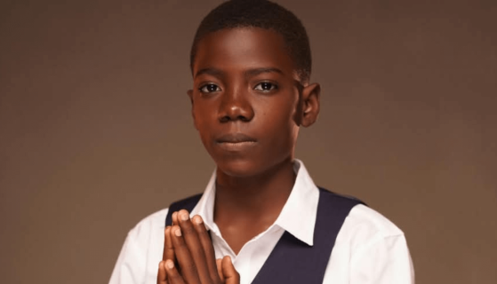 AKPE : WILFRIED RECONNAIT SA DETTE