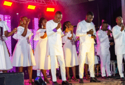 GOSPEL TOGO : VOICES OF GLORY EN LUMIERE