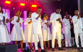 GOSPEL TOGO : VOICES OF GLORY EN LUMIERE