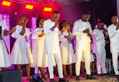 GOSPEL TOGO : VOICES OF GLORY EN LUMIERE
