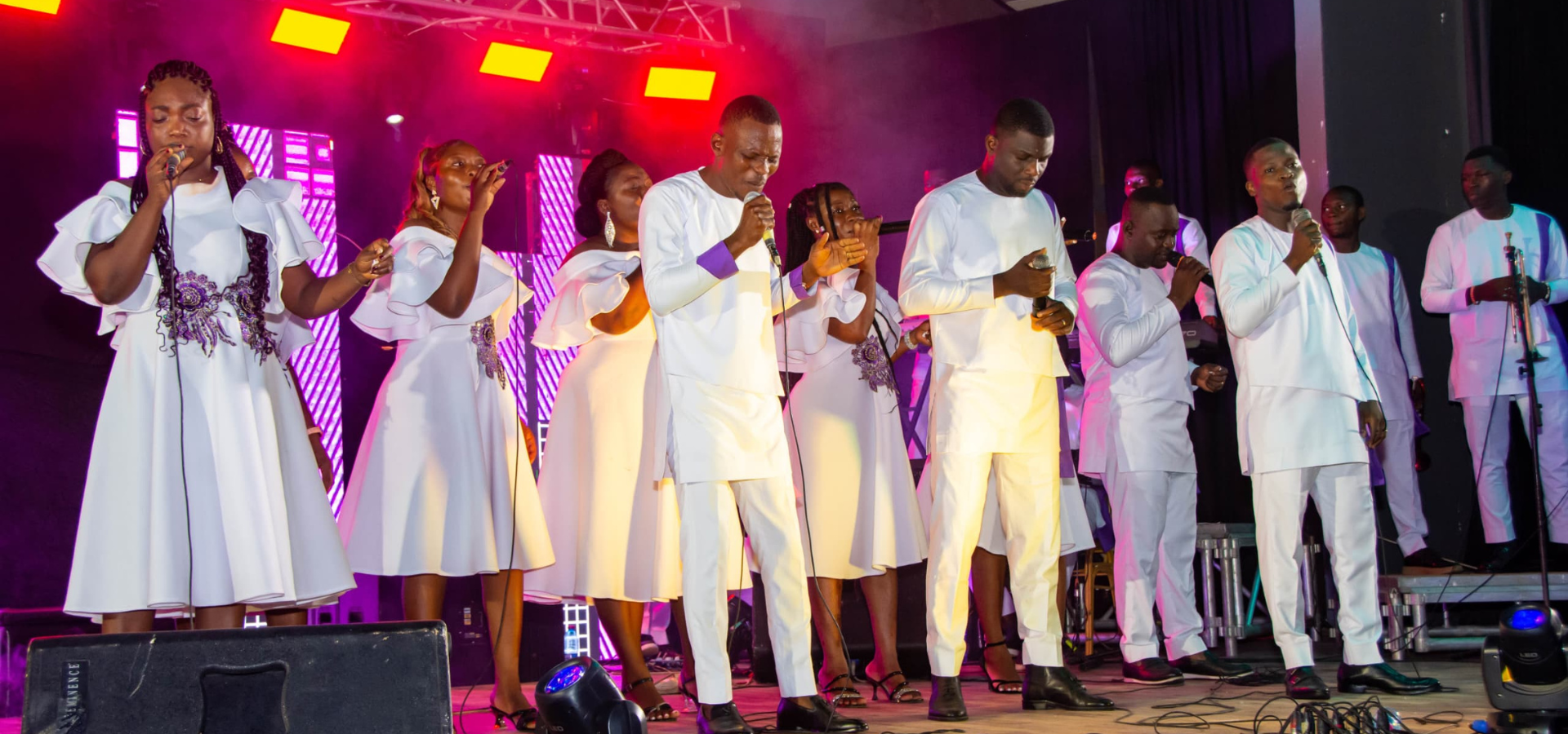 GOSPEL TOGO : VOICES OF GLORY EN LUMIERE