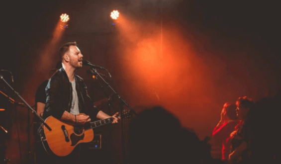 DAN LUITEN : AMBASSADEUR DU GOSPEL FRANCOPHONE