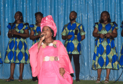 WOMEN IN THE GAP : LES FEMMES PERCENT LE CIEL POUR FAIRE MONTER LEUR PETITIONS