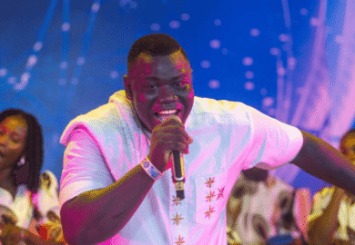 LE CHANTRE TOGOLAIS MATHIEU ENFLAMME TIKTOK