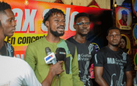 Max Solo, l’âme d’une guitare et la force d’une voix