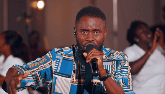 « Un chant de merci signé Kossi Liassidji »