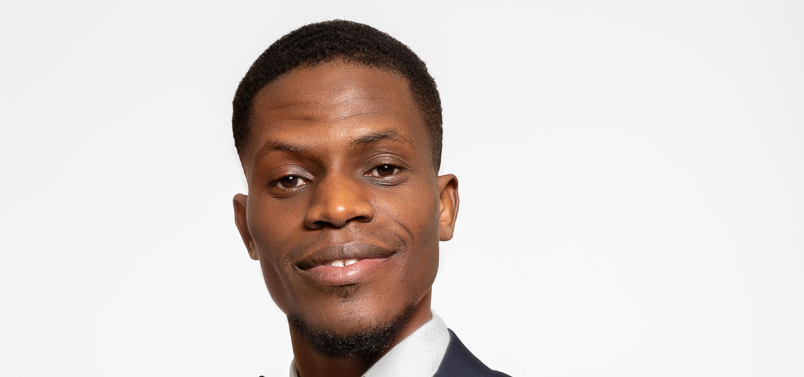 De la souffrance à la gloire : l’hymne puissant d’Ephraim Daniel