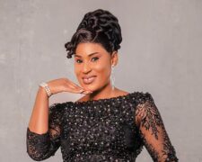 UN CRI : ”SAVE US” CLIP OFFICIEL DE BLESSING LIGHT