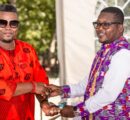 Le Rev Bishop Amen TAKPAH célébré par le Choeur de l’unité Togolaise