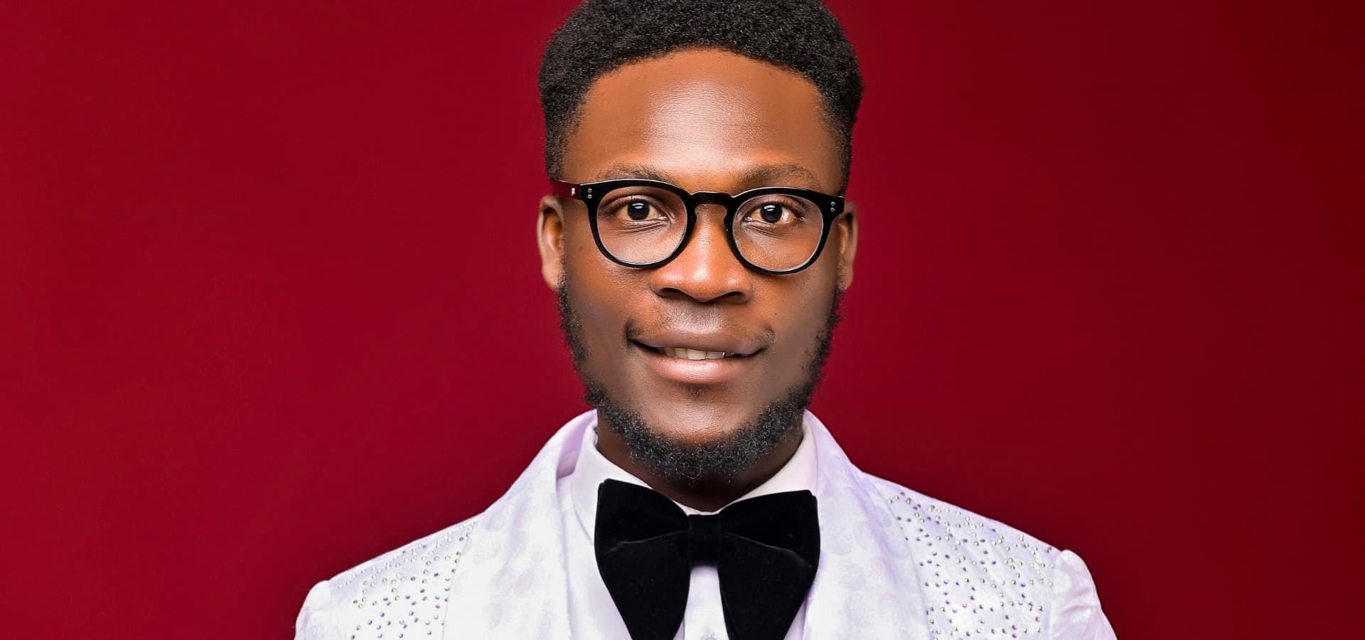« Agbetsi » : Elikey Ablogah sort un chant qui parle au cœur