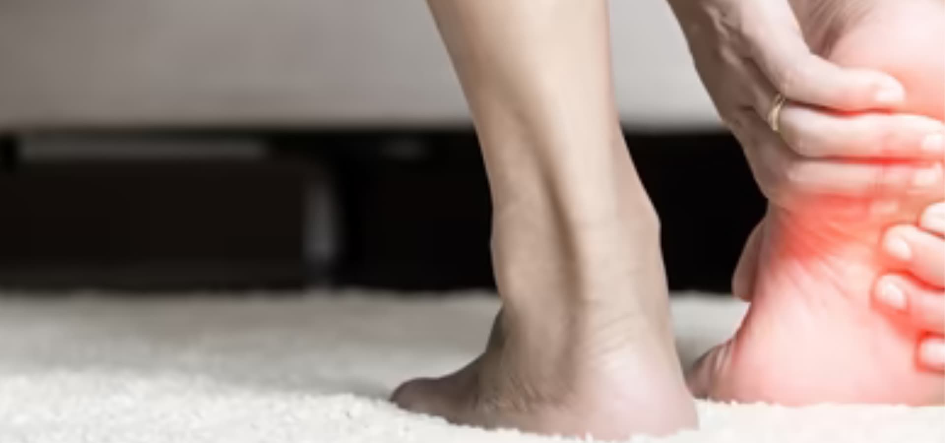 Douleurs sous les pieds : les bons gestes pour retrouver le confort